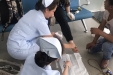 工人受伤脚背喷血 口腔天使急忙救助