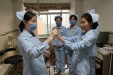 市口腔特诊科组织进行“院感环境卫生学监测采样方法”培训