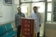 技术高医德好--市口腔种植中心医生收到患者锦旗