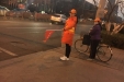 市口腔医院学雷锋志愿者义务站岗执勤维持秩序