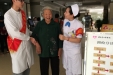 市口腔医院设置雷锋岗开展志愿者活动