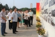 市口腔机关支部参观《纪念抗日战争胜利70周年图片展》