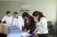 市卫计委督导检查市口腔医院创卫资料建档情况