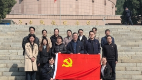 济南市口腔医院开展“清明祭英烈”主题党日活动