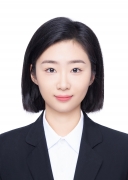 董鑫荷