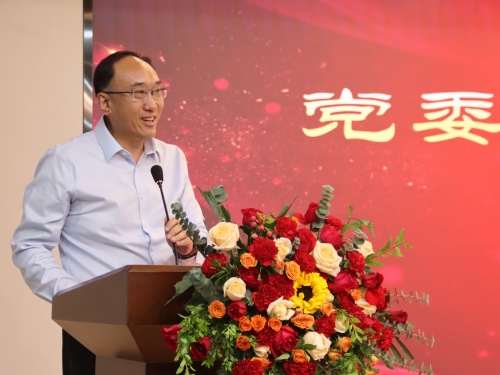 白衣执甲绽芳华 匠心筑梦启新程 ——济南市口腔医院举办庆祝5·12国际护士节表彰大会