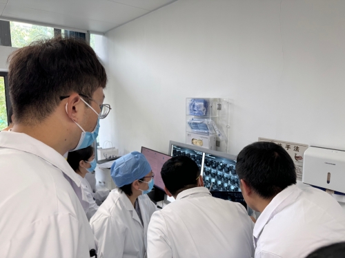 上海九院专家莅临济南市口腔医院开展颞下颌关节疾病专题学术交流