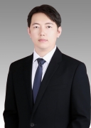 张新威