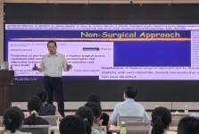 济南市口腔医院邀请美国密歇根大学王鸿烈院士进行牙周种植学术专题讲座
