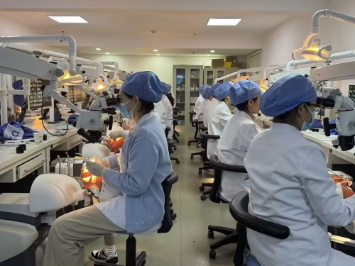 牙体牙髓病一科对青年医师进行临床技能规范化系列培训