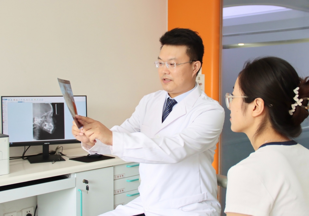 匠心仁术，守护微笑：济南市口腔医院正畸专家任旭升荣获“济南工匠”称号